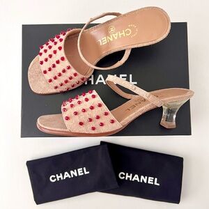 CHANEL | Vintage Y2K Tan Suede Red Embellished Mule Lucite Kitten Heel Sandal